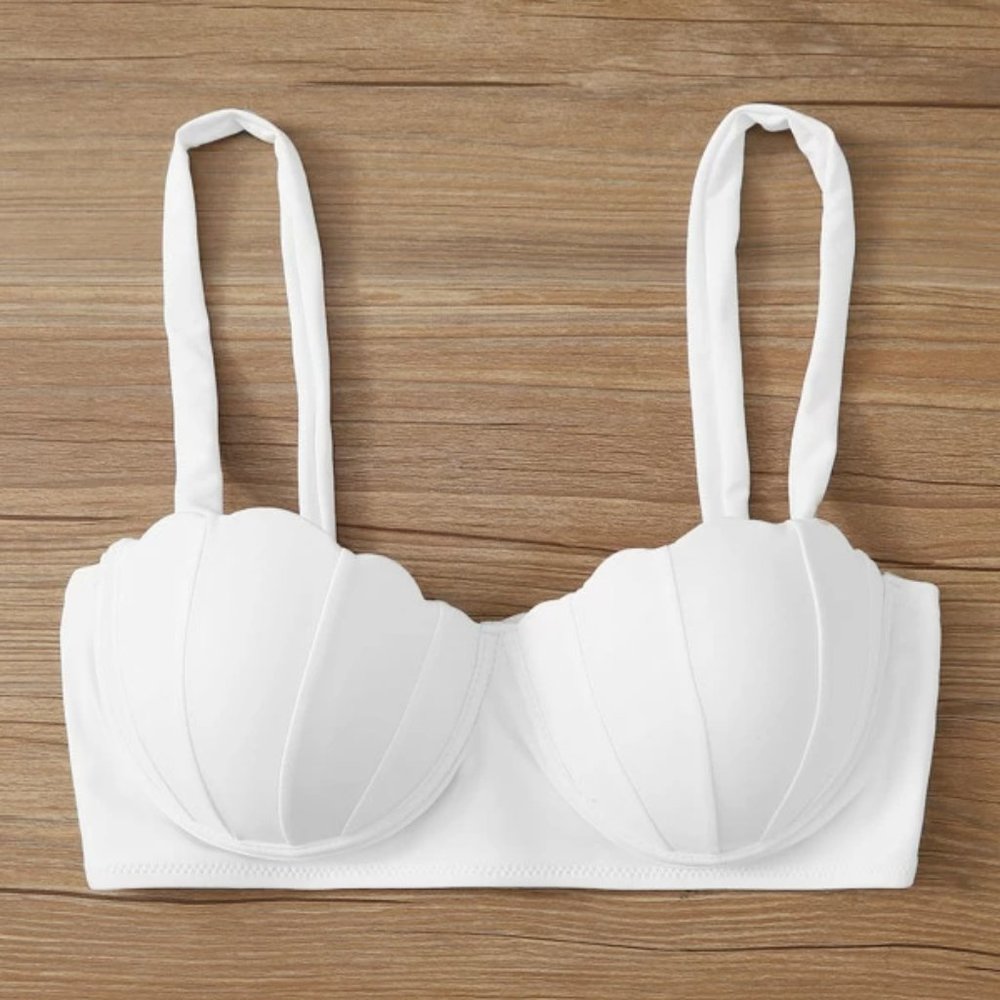 Scalloped Trim Underwire Bikini Top
